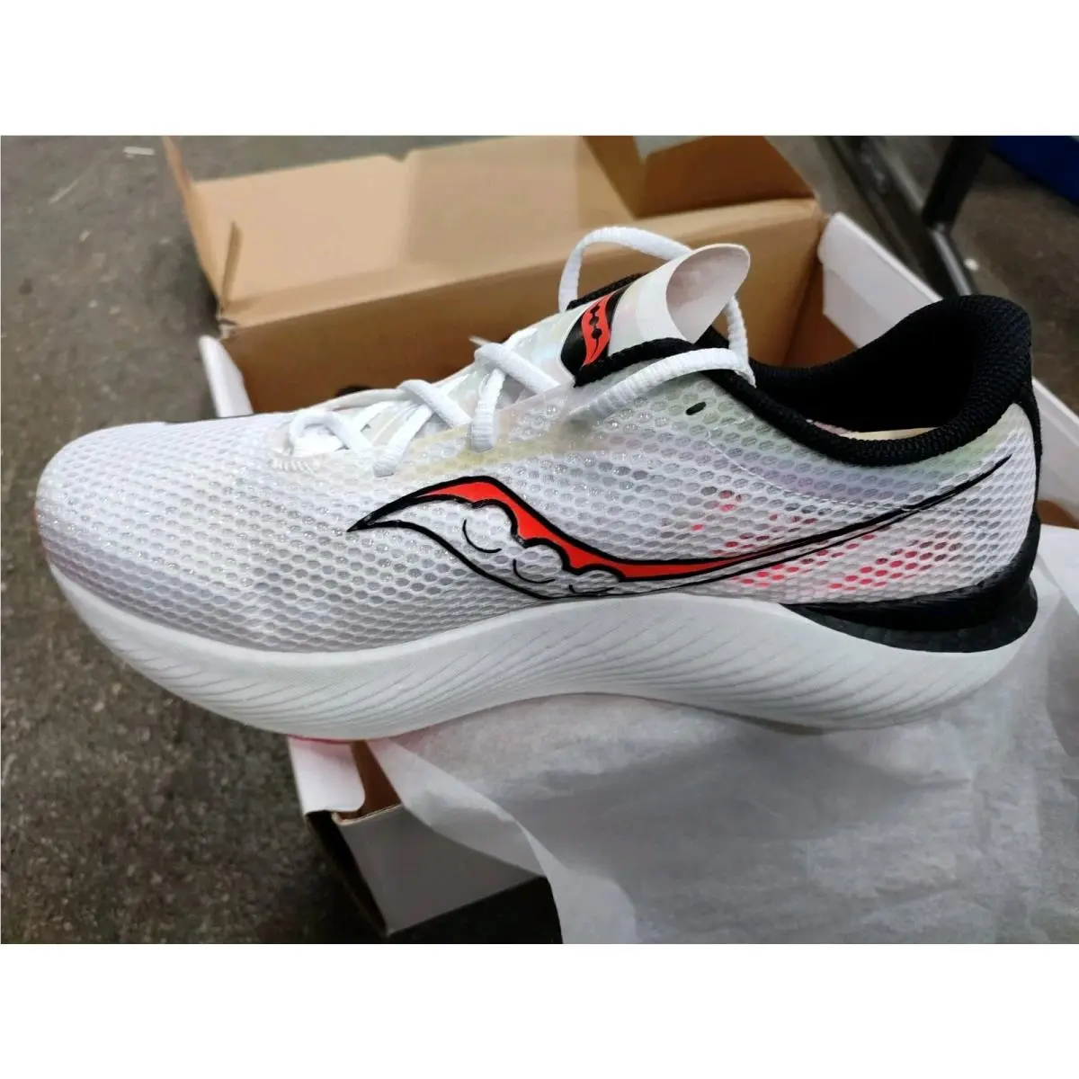 Saucony shoes - Saucony Endorphin Pro 3 - Endorphin Pro - S20755-85 - White (UPC: 195018086365) 2