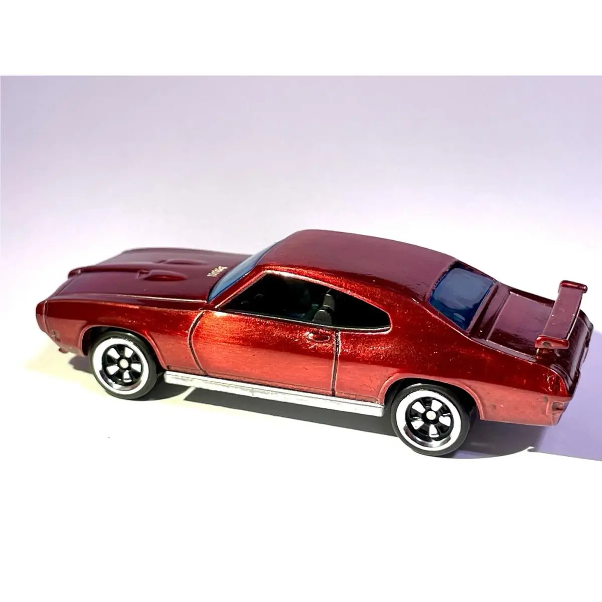 Hot Wheels ‘70 Pontiac Gto Judge Custom Made Spectraflame