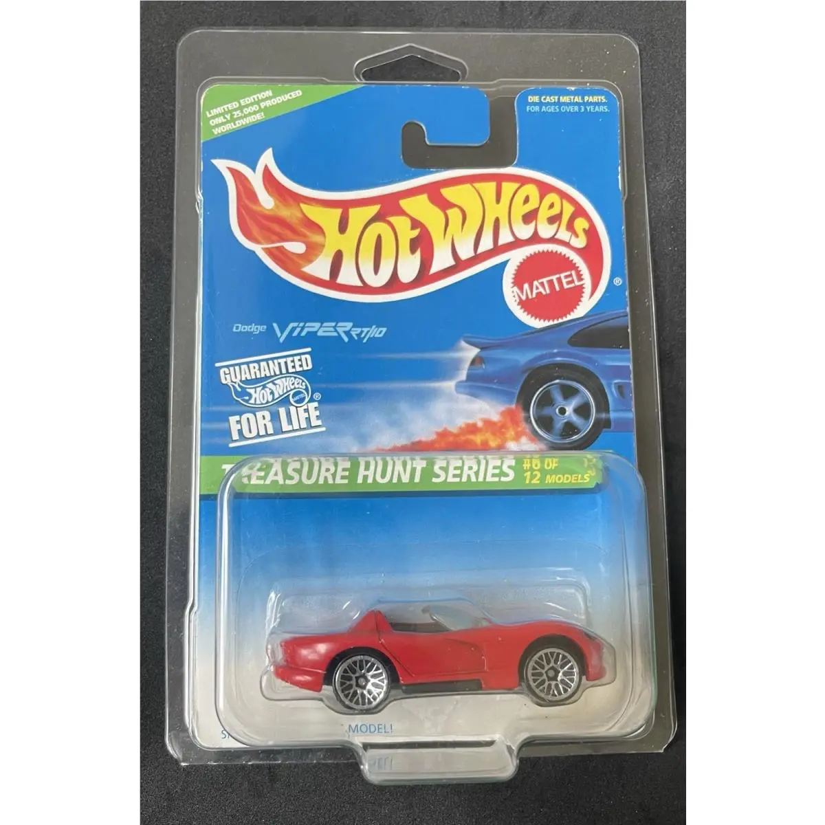 Hot Wheels 1995 Dodge Viper RT/10 Convertible Red Treasure Hunt Series 6/12