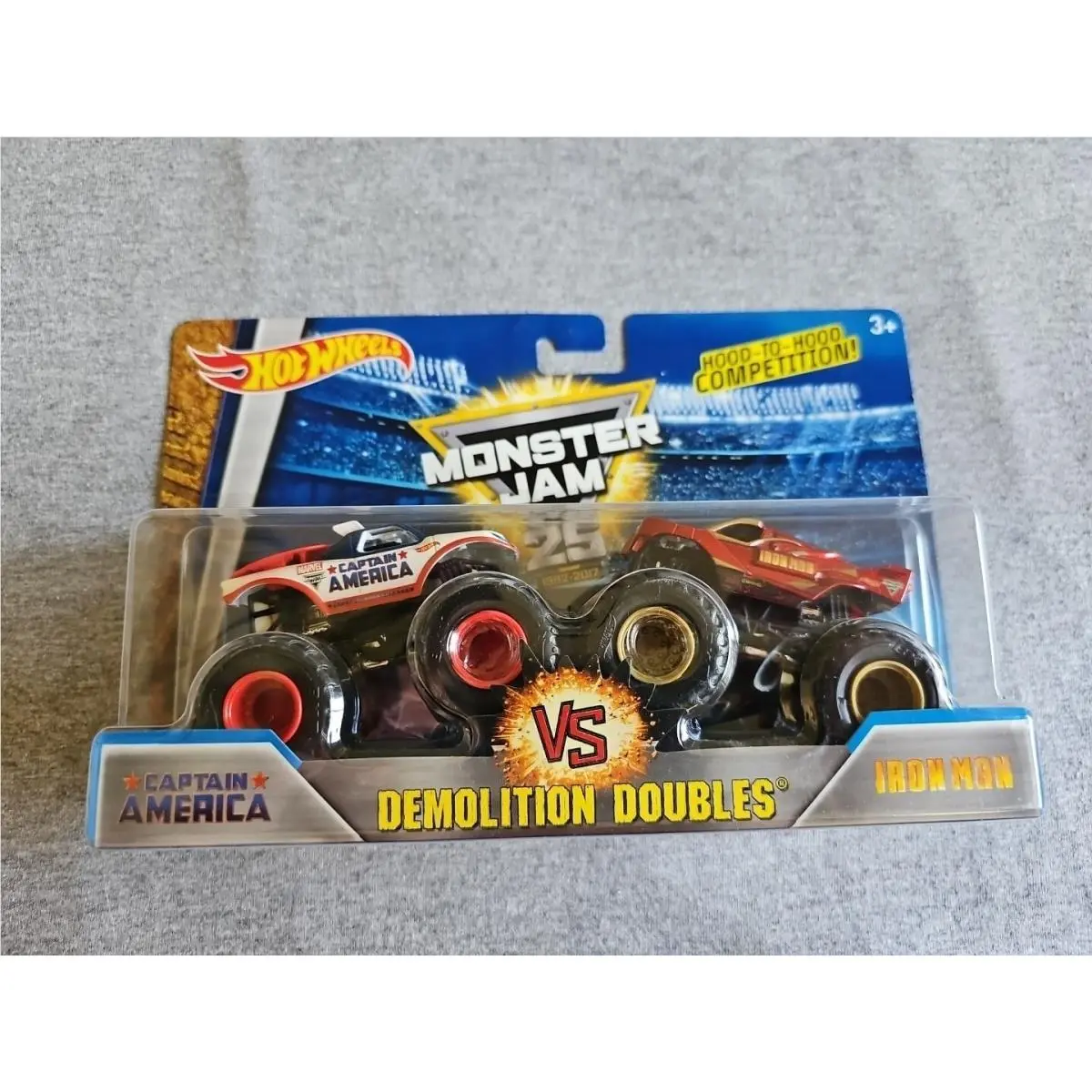 Hot Wheels Monster Jam Doules Captain America Vs. Iron Man Great Package