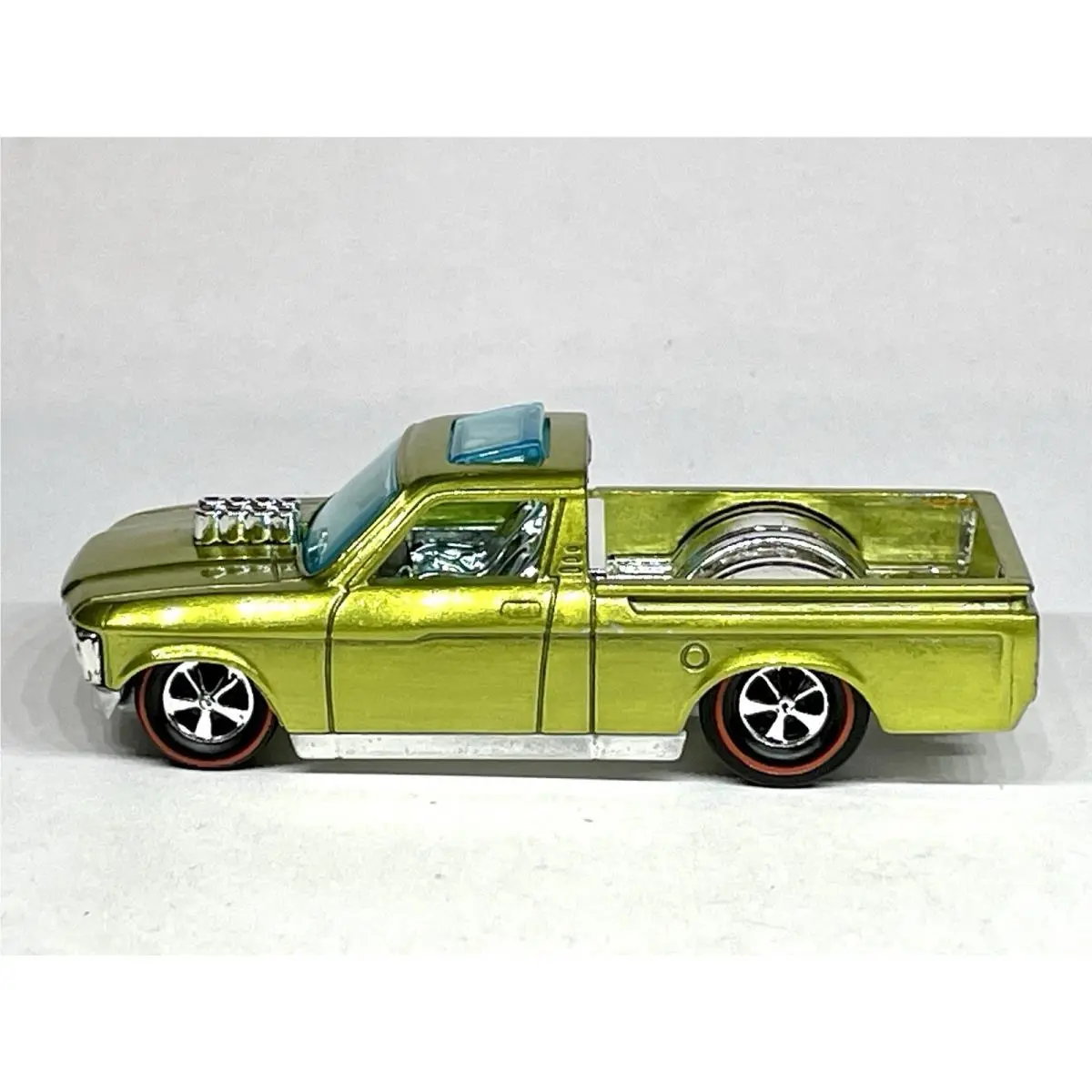 Custom Made Redline Hot Wheels Spectraflame Yellow 1972 Chevy Luv Truck