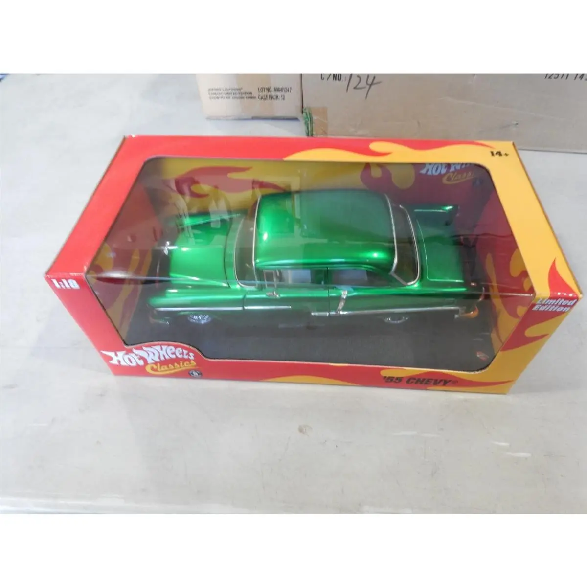 Hot Wheels 55 1955 Chevy Classics Limited Edition Chevrolet Car Green 1:18 H8770