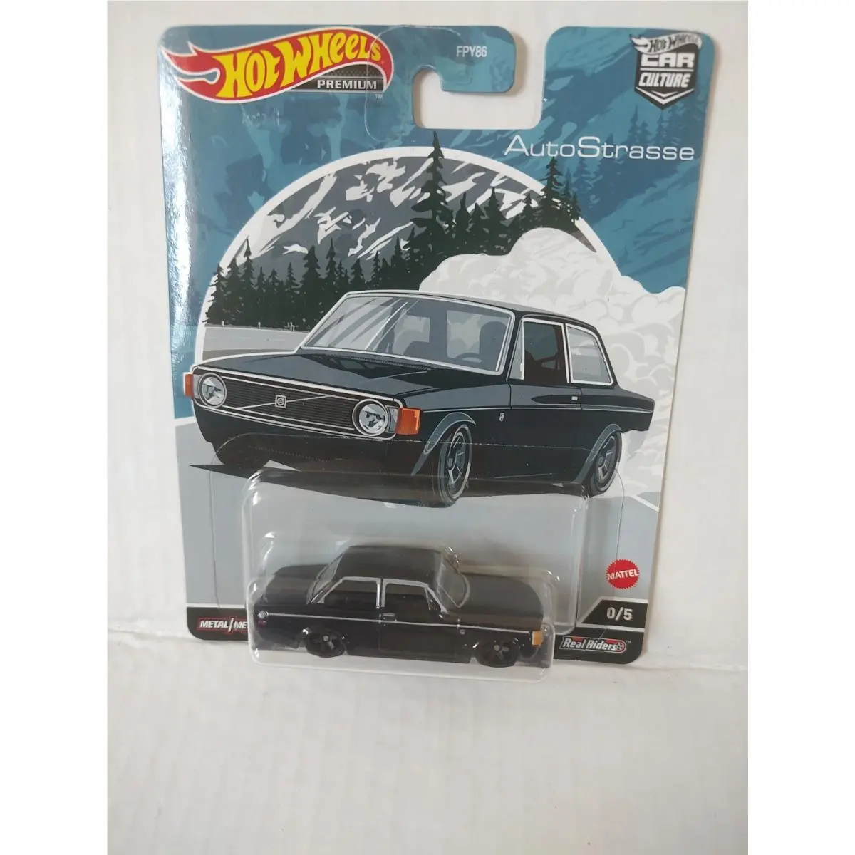 Hot Wheels Premium Car Culture Auto Strasse Chase 0/5 `73 Volvo 142 GL Black