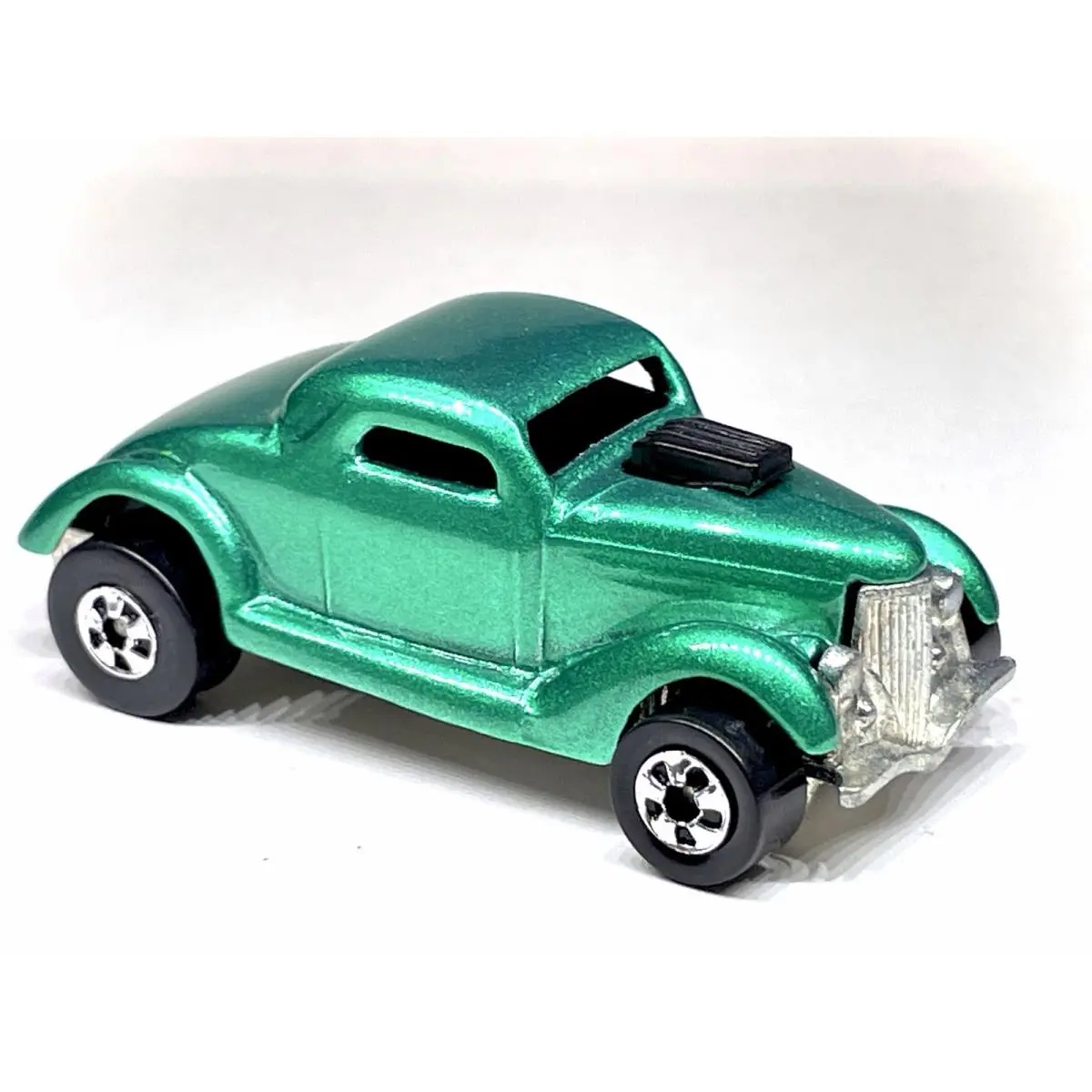 Hot Wheels “custom Made” Spectraflame Green 1996 Neet Streeter Diecast 1:64