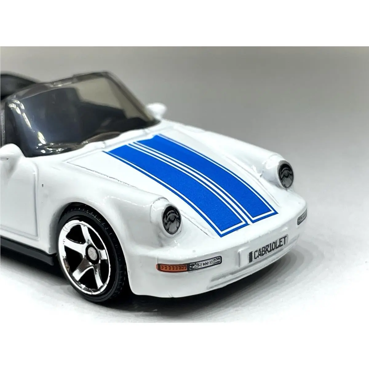 Hot Wheels Porsche 911 Turbo Cabriolet Custom Made with 5 Star Mags