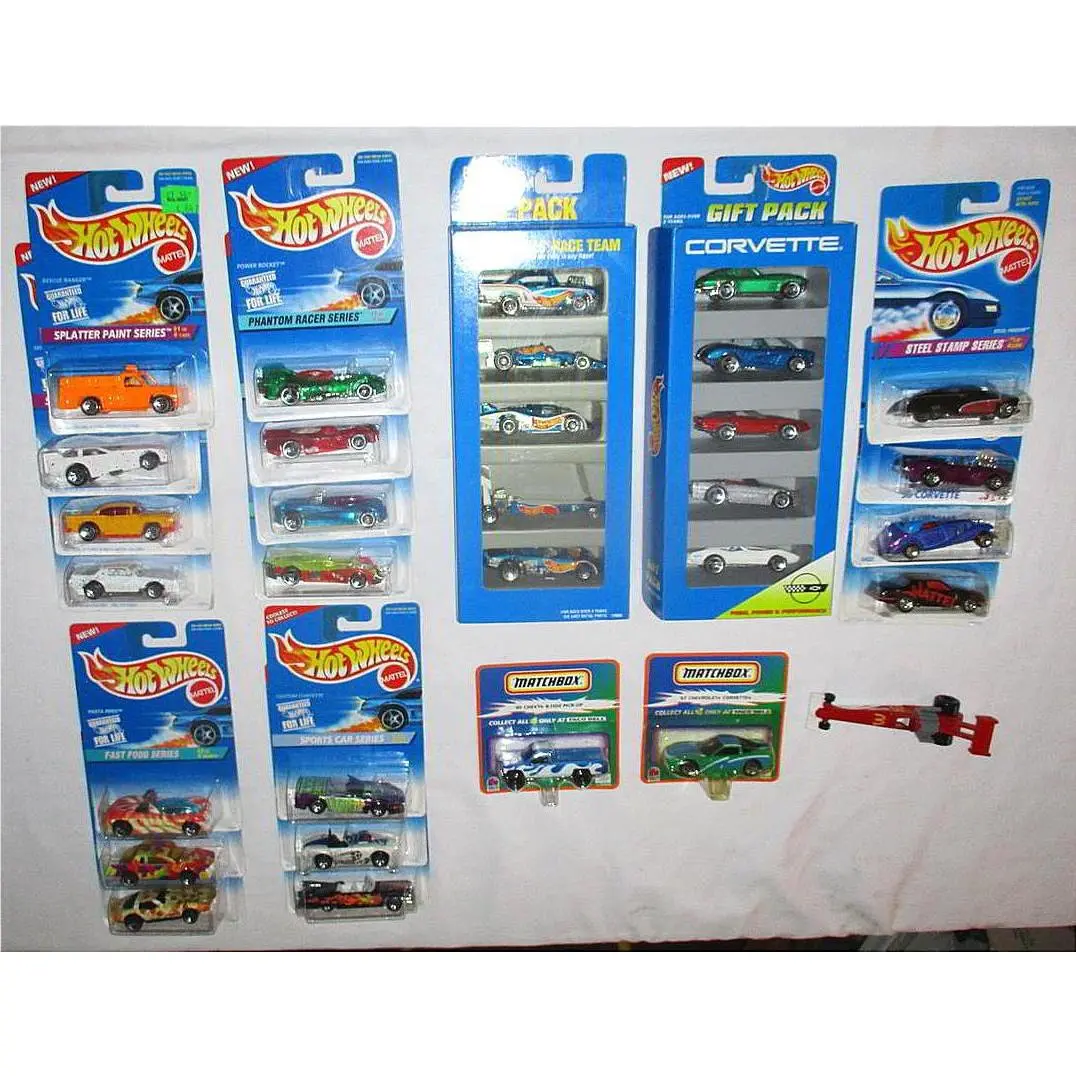 Hot Wheels Splatter Phantom Racer Series Corvette Race Team Gift Packs Taco Bell