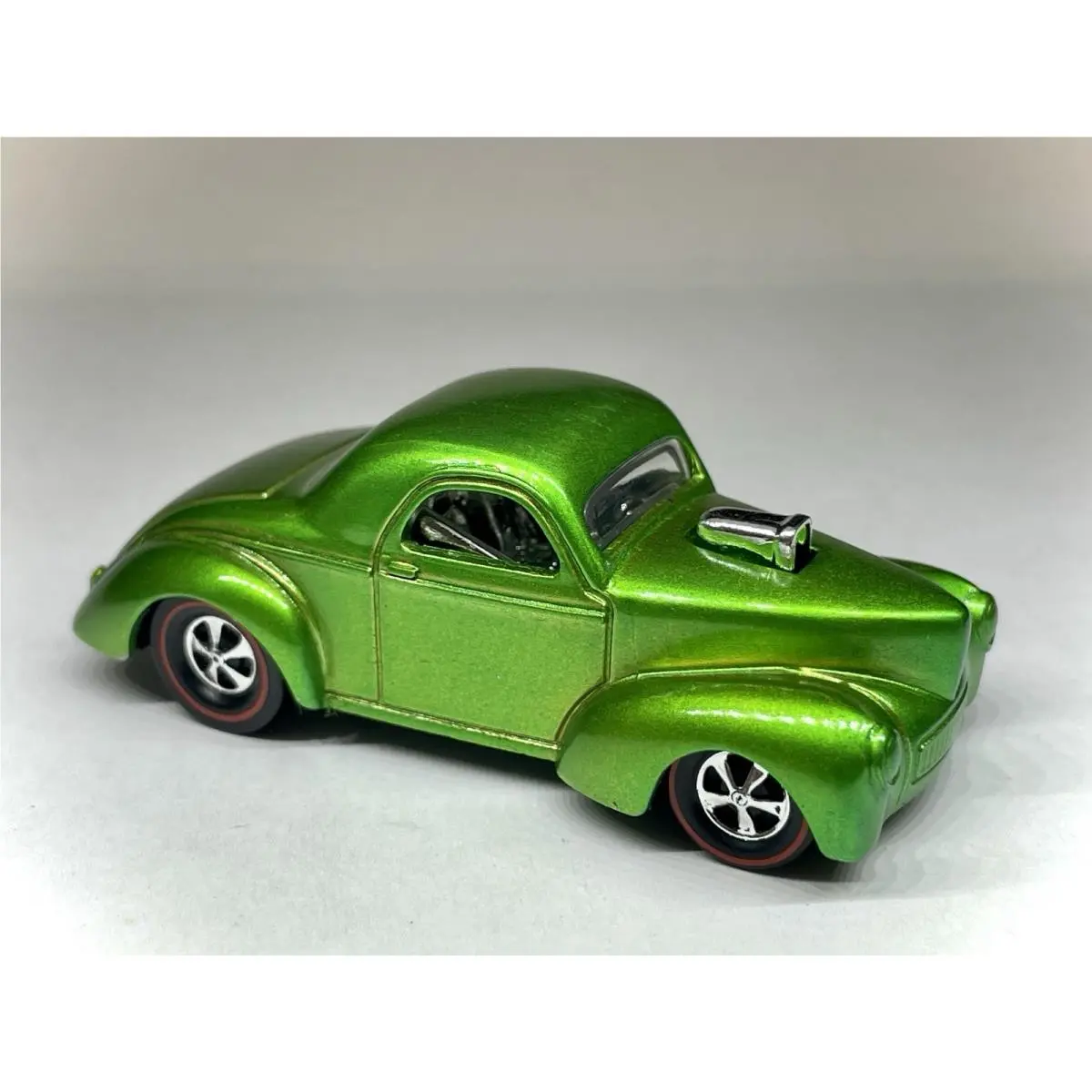 Custom Made Redline Hot Wheels 41 Willlys Custom Made Candy Green Metallic