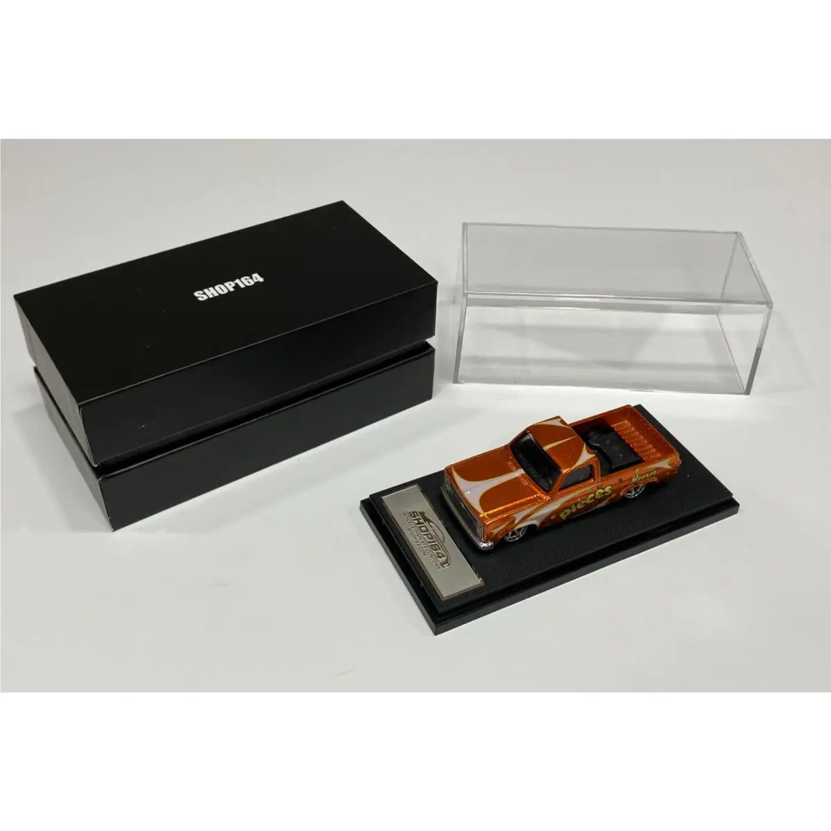 Shop164 Customs - Hot Wheels Reese`s Pieces Chevy Chevrolet Truck 1/64
