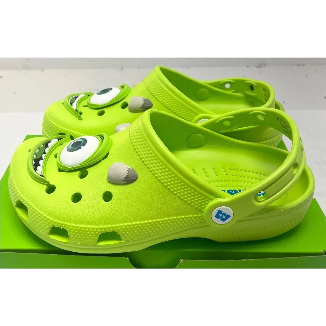 Crocs shoes - Green 2