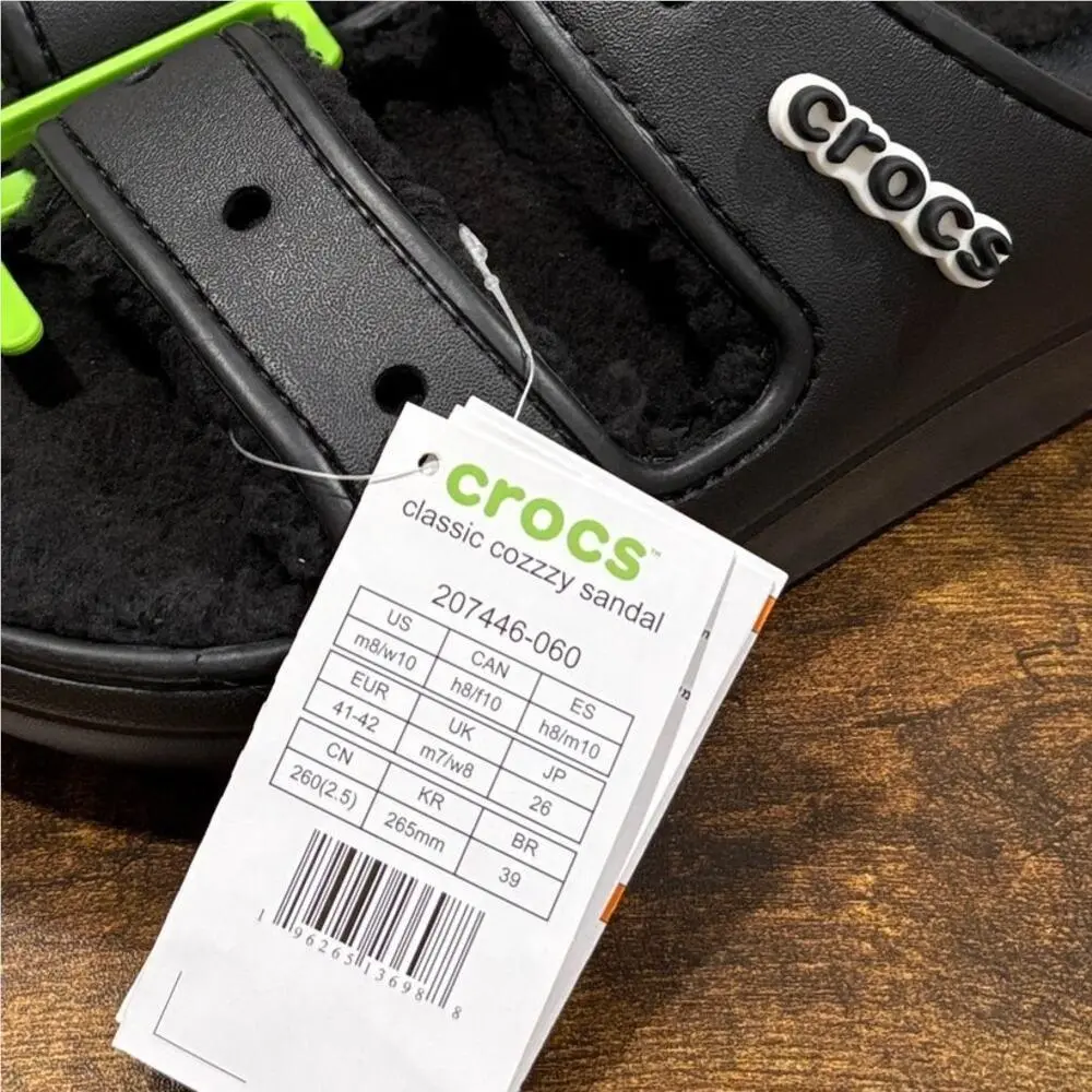 Crocs shoes - Classic Cozzzy Sandal - Classic Cozzzy Sandal - Black 4