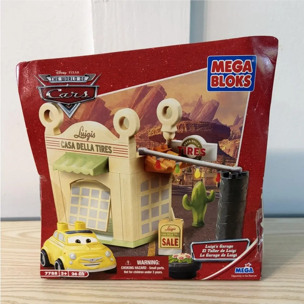 Mega Bloks Disney Pixar Cars 7788 Luigi`s Garage Casa Della Tires Set