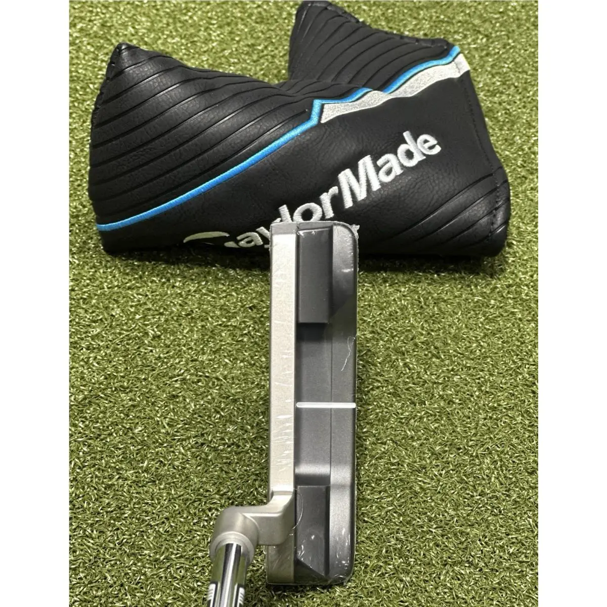 TaylorMade  - TaylorMade SYSTM2 Soto 12 Putter - Black 2