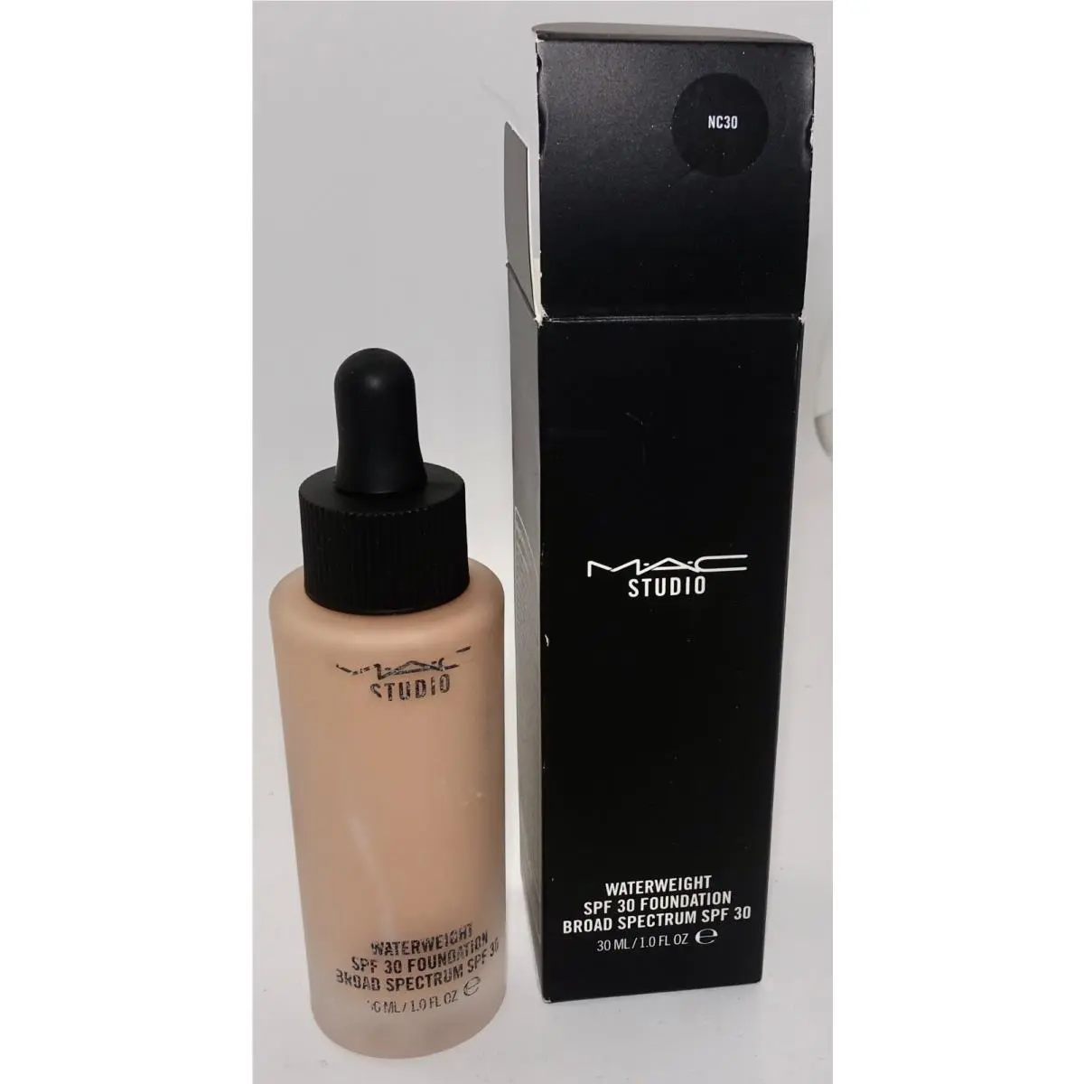 Mac Studio Waterweight Foundation NC30 1 OZ/30ML Rare Vintage by MAC Cosmetics