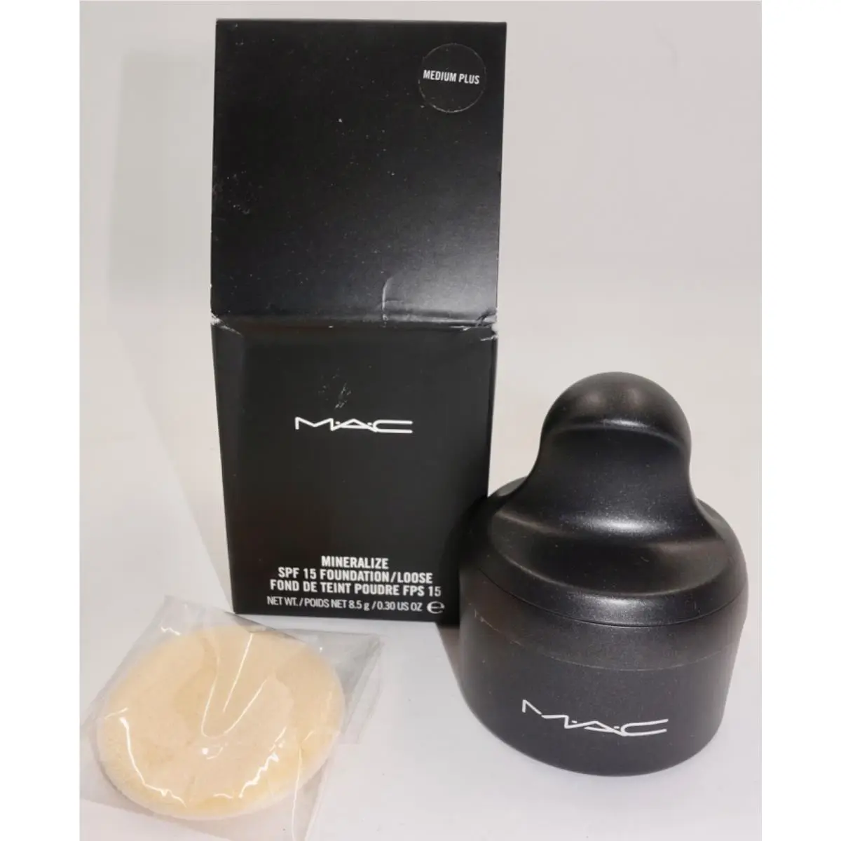 Mac Mineralize Loose Foundation Powder Medium Plus 8.5g Vtg by MAC Cosmetics
