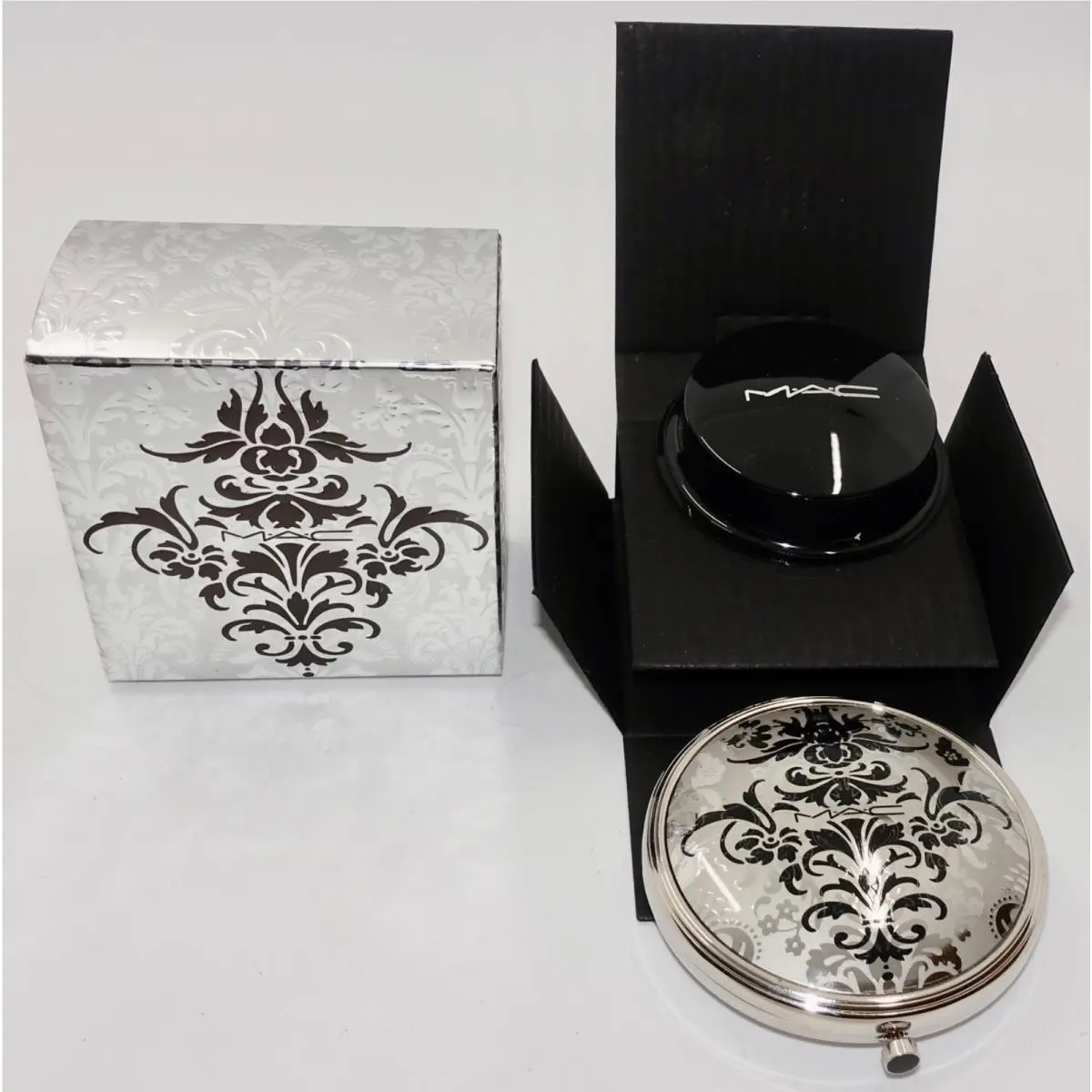 Mac Cosmetics Baroque Boudoir Sheer Mystery Powder Medium Plus Vtg by MAC Cosmetics