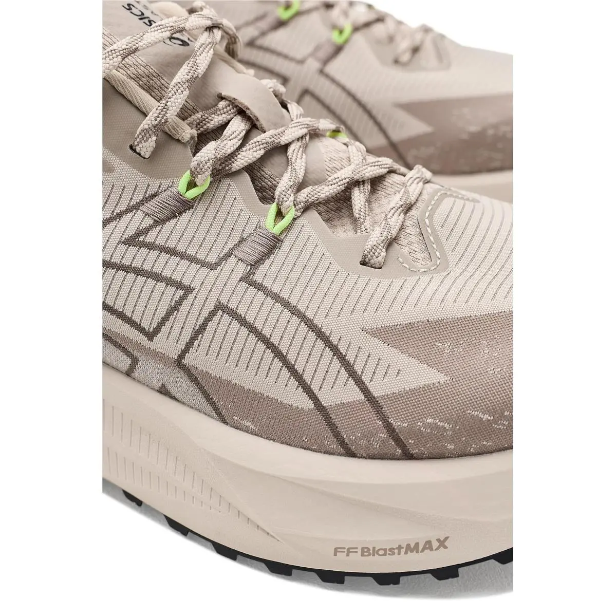 Asics shoes - Black/Sandstorm 18