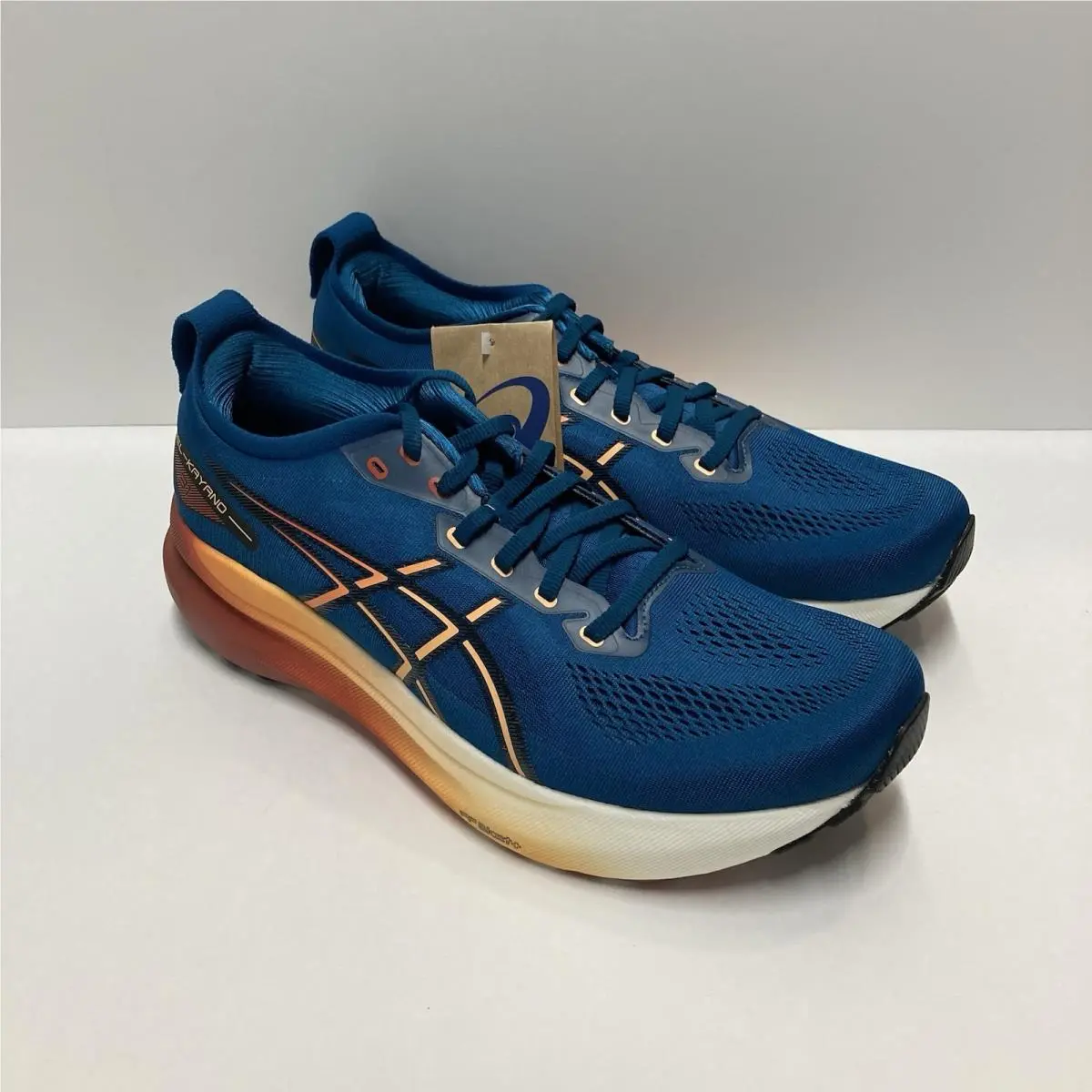Asics Gel Kayano 31 Men’s Size 8 Rich Navy Spice Latte