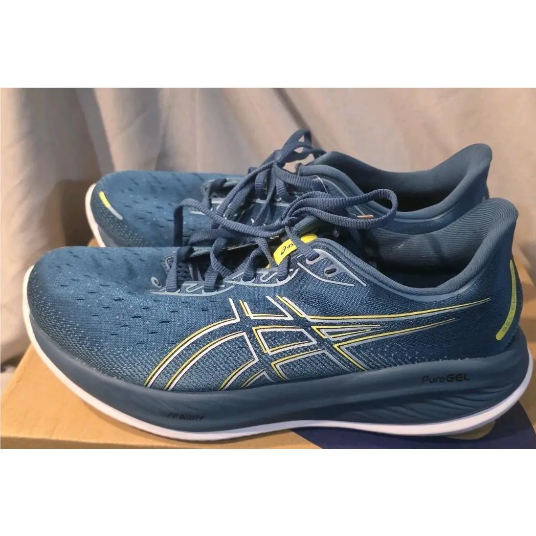 Asics Gel-cumulus 26 Running Shoes Teal Yellow Men Size 11.5 2E Defect