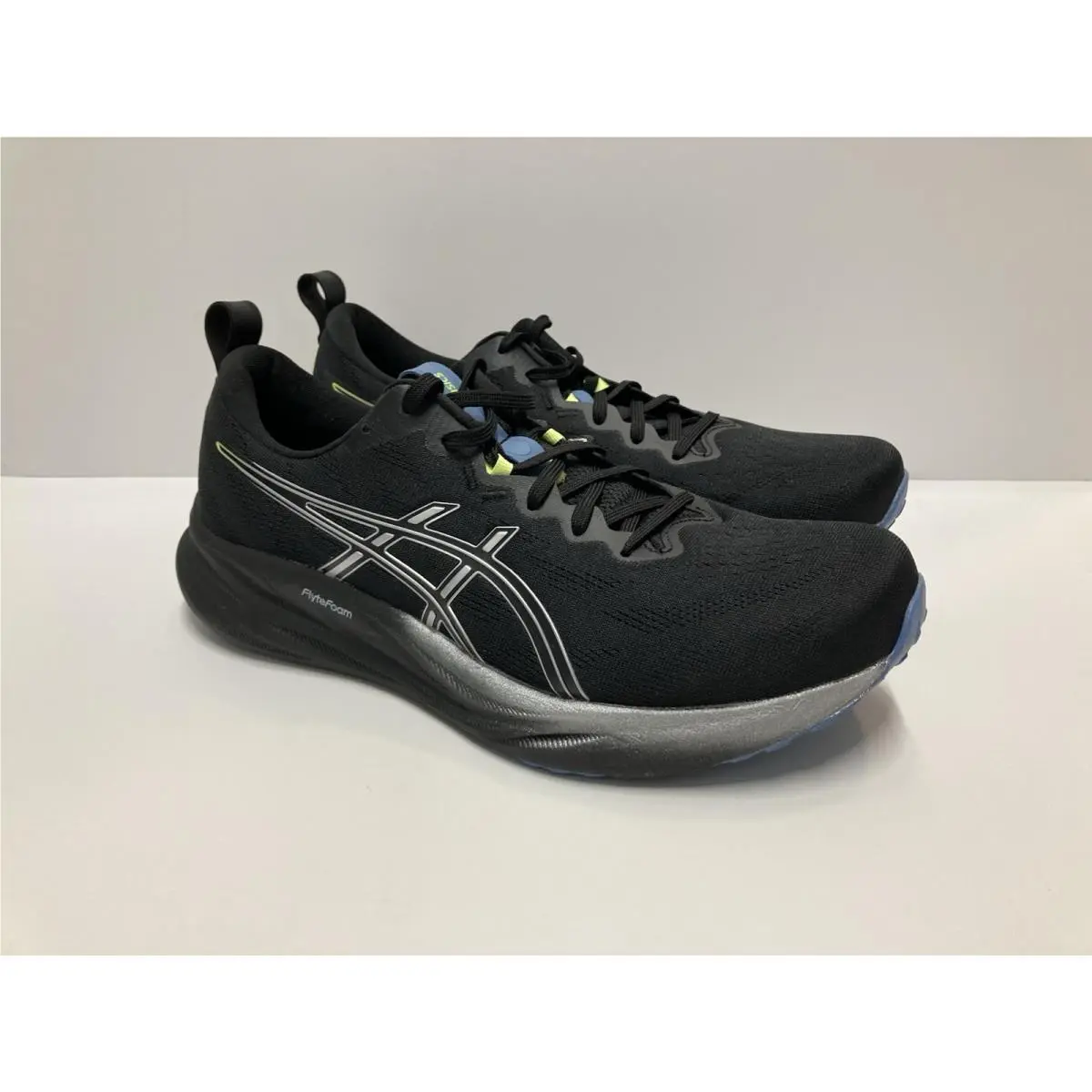 Size 11 - Asics Gel Pulse 16 Black Pure Silver Men’s +free Asics T-shirt
