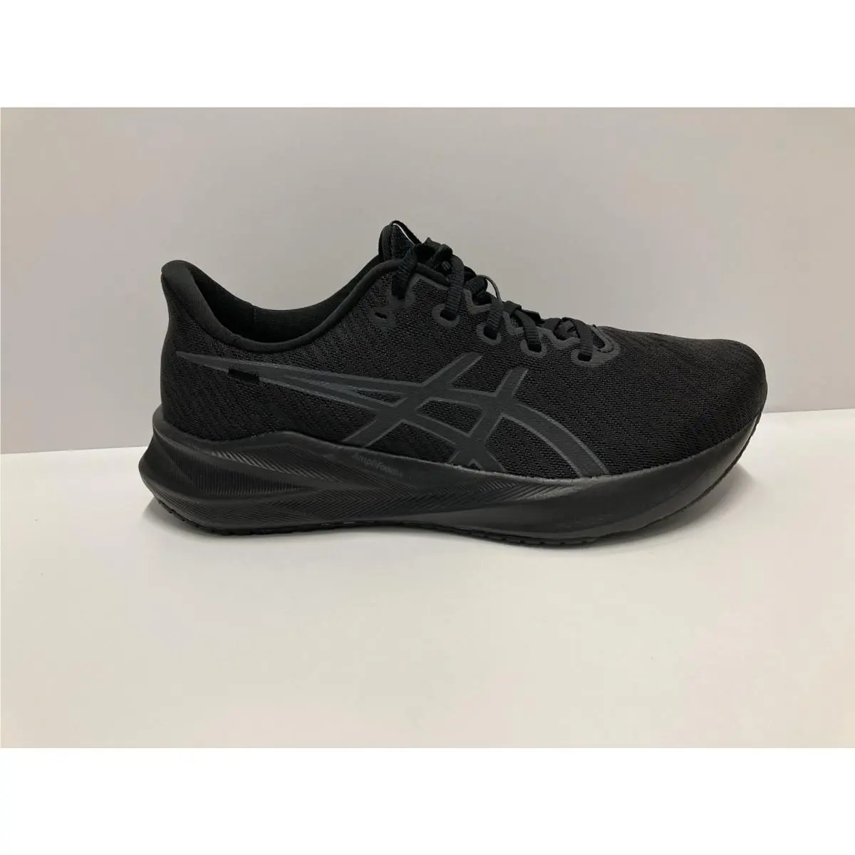 Asics shoes - ASICS Versablast 4 - Versablast - 1011B984-001 - Black (UPC: 197298674683) 1
