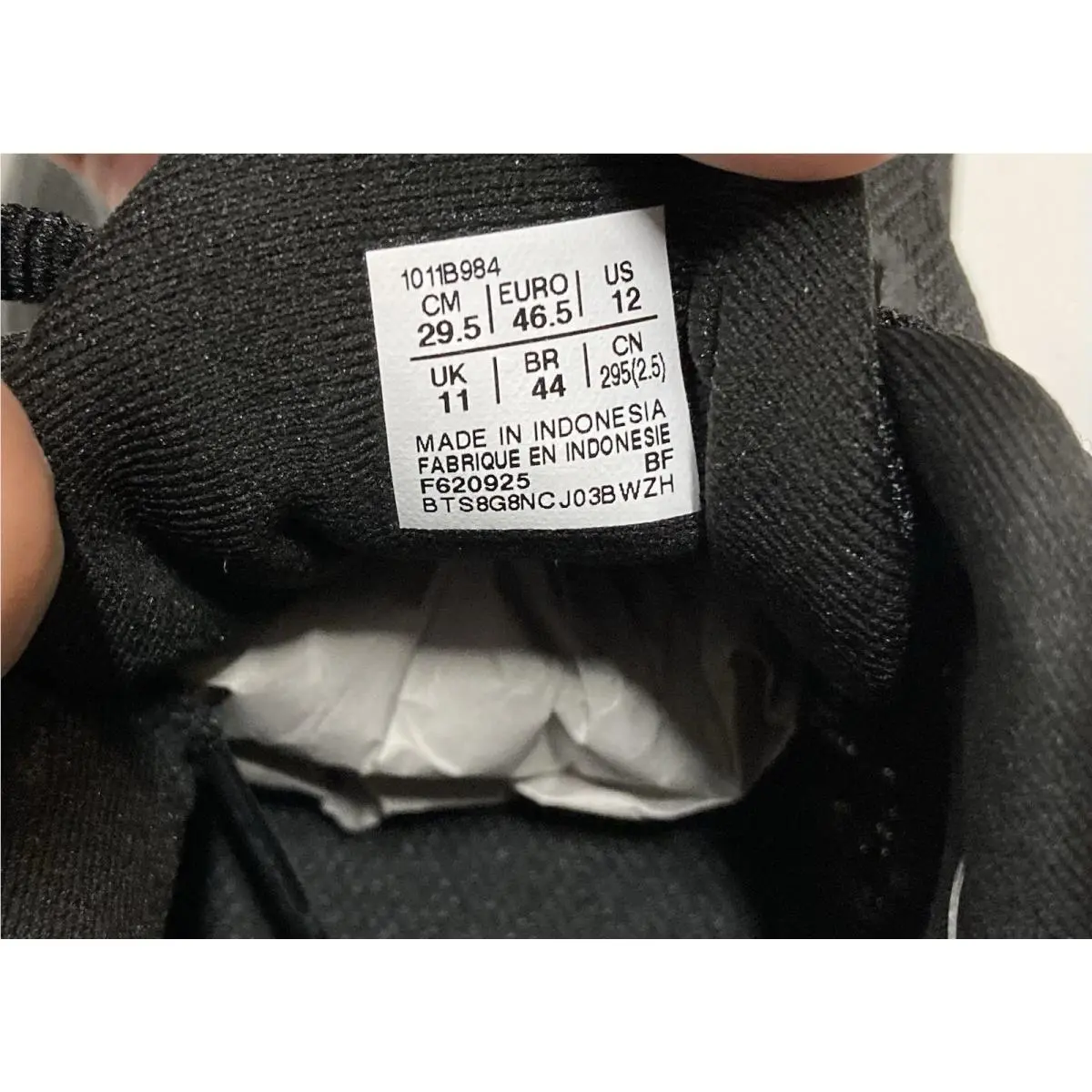 Asics shoes - ASICS Versablast 4 - Versablast - 1011B984-001 - Black (UPC: 197298674683) 7