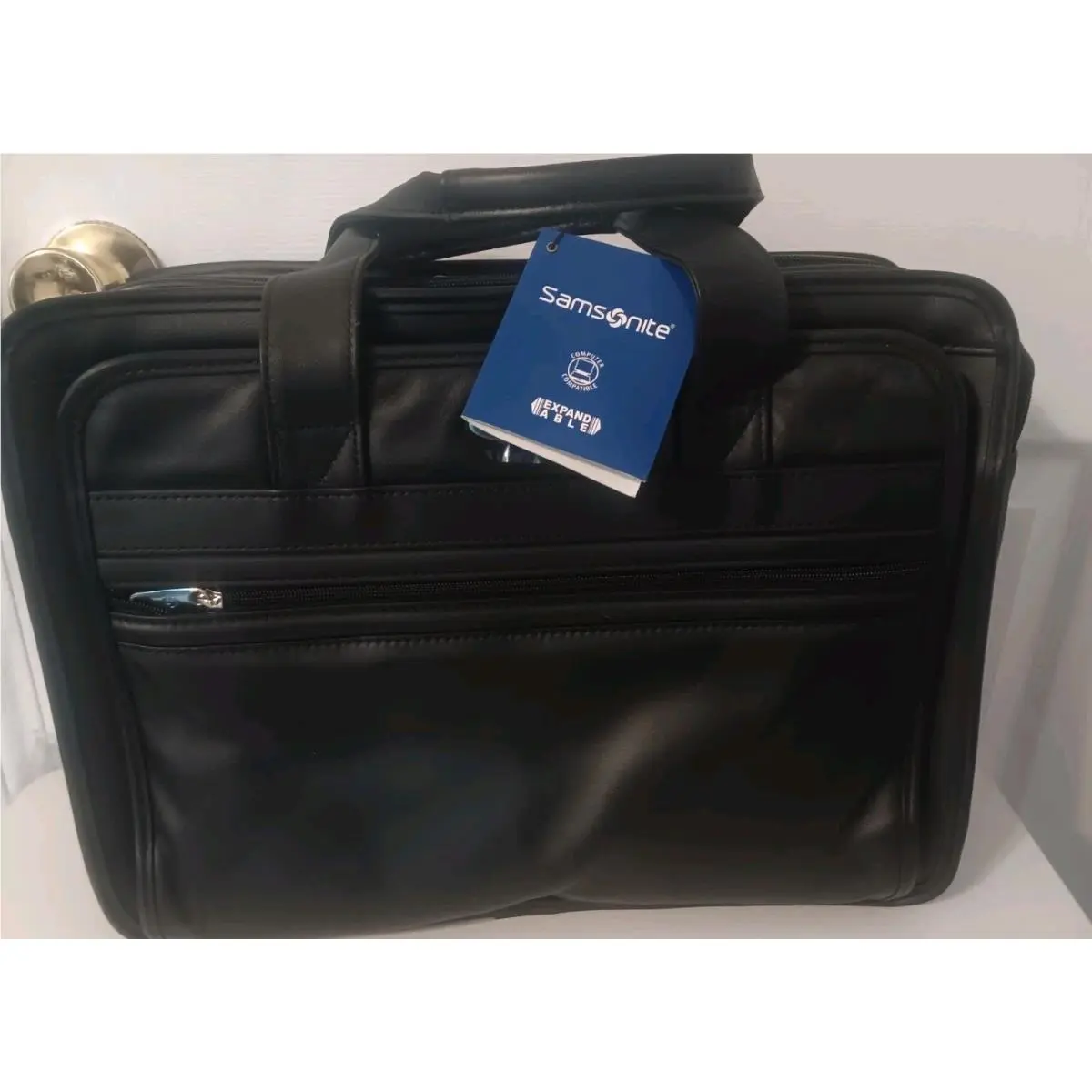 Samsonite Black Leather Expandable Laptop Briefcase Business Case