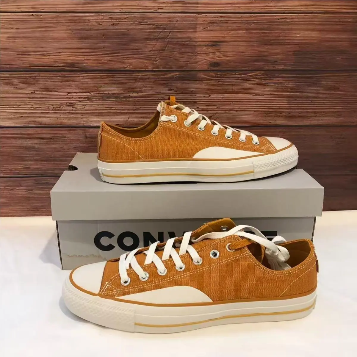 Cons Chuck Taylor Pro OX Gold Zoom Air Shoes 161533C by Converse