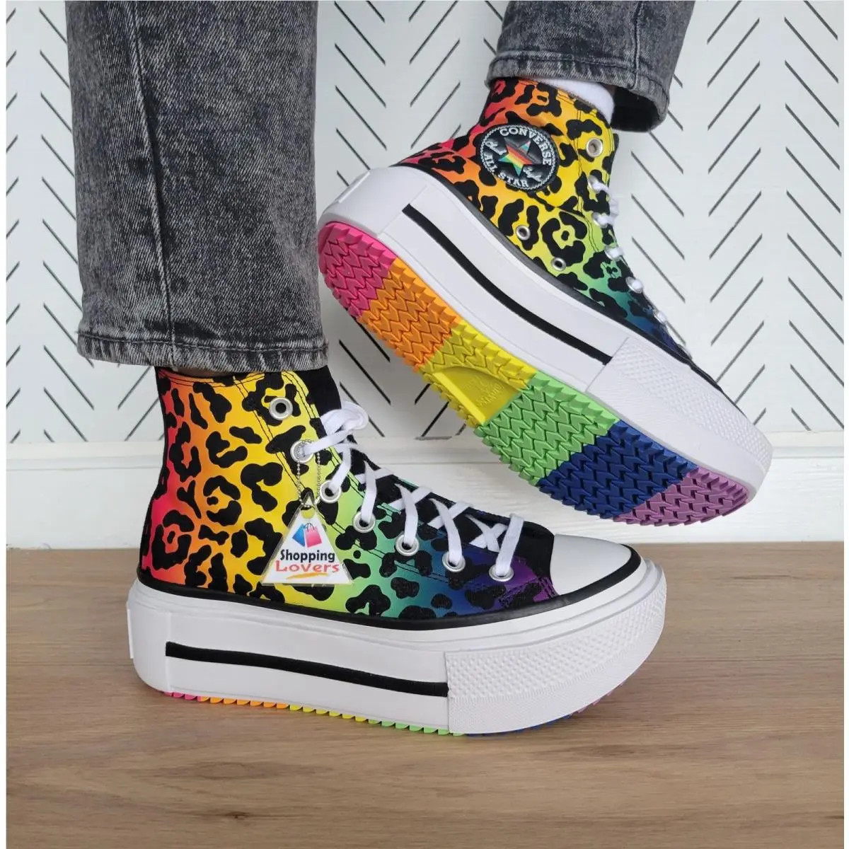 Chuck Taylor Lift Platform Pride Size 6 Women`s Shoes Leopard A15782C by Converse
