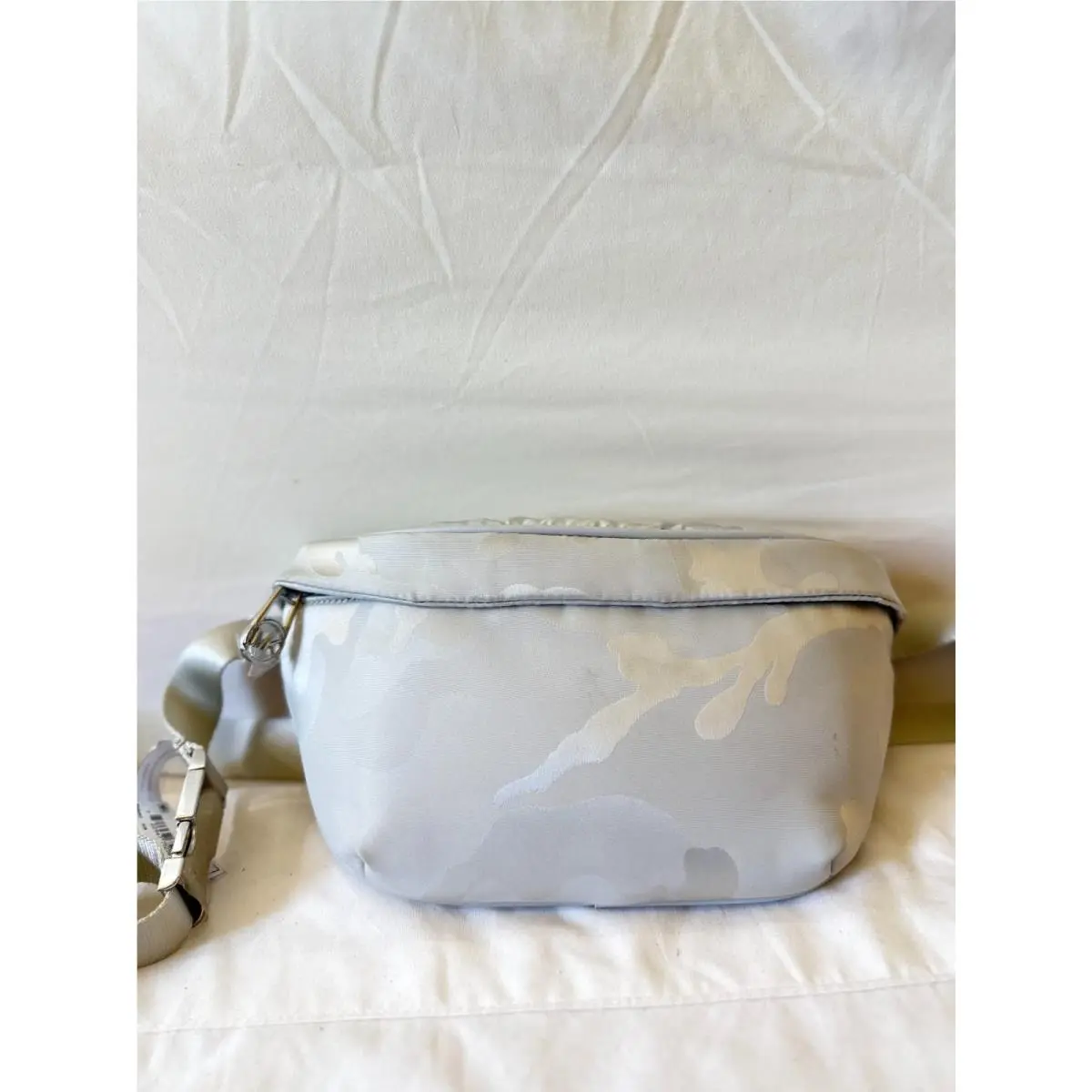 Michael Kors Women`s Gray Belt Bag Size S M