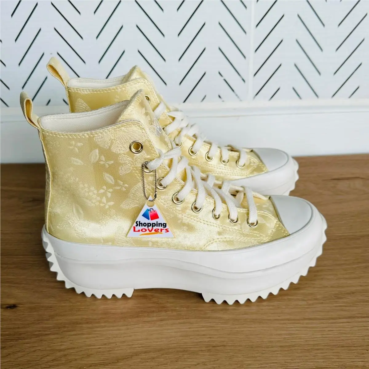 ⭐rare  Run Star Hike Hi Platform Sz 6.5 Mens Shoes Satin Sneaker A06828C by Converse
