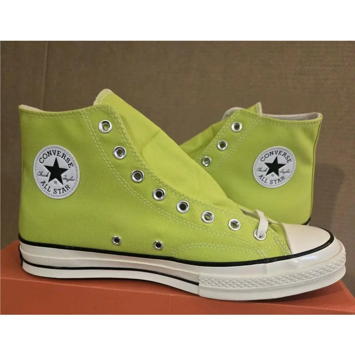 Chuck 70 Recycled Canvas - HI Size: Men`s 11.5 Lime Twist by Converse