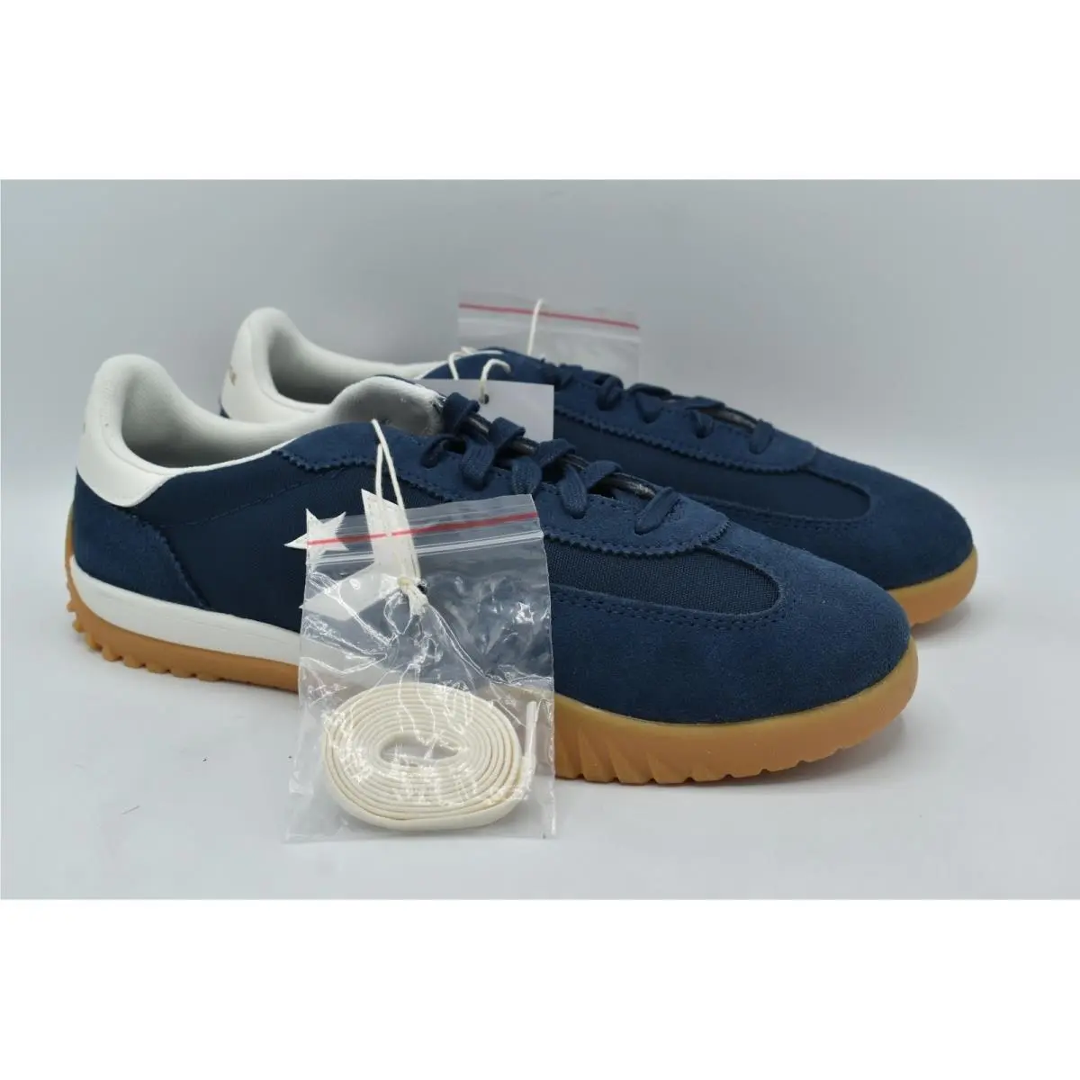 Converse shoes - Blue 1