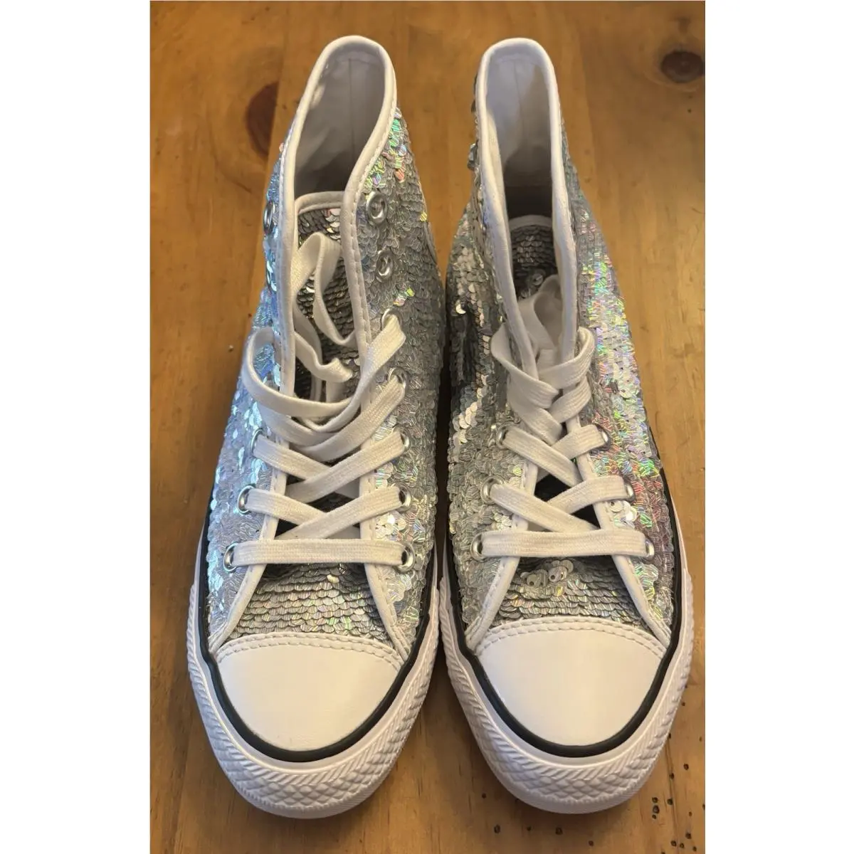 Chuck Taylor High Top Sequins Sneakers Women’s Size 6 by Converse