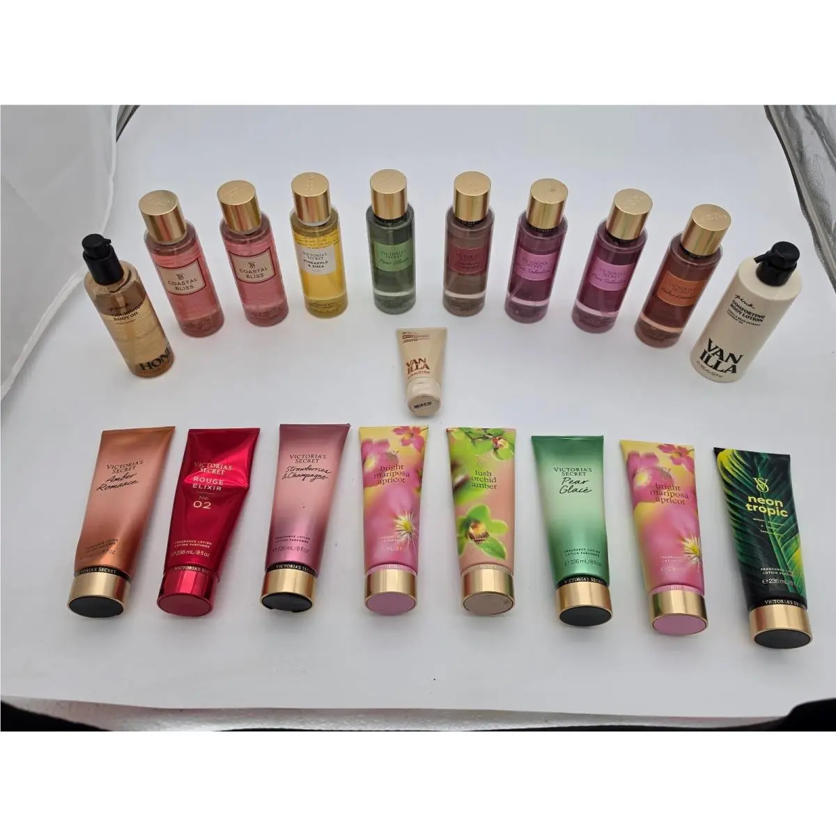 32pc Victoria`s Secret Pink Bath Body Works Fragrance Lot Plus VS Tote by Victoria's Secret