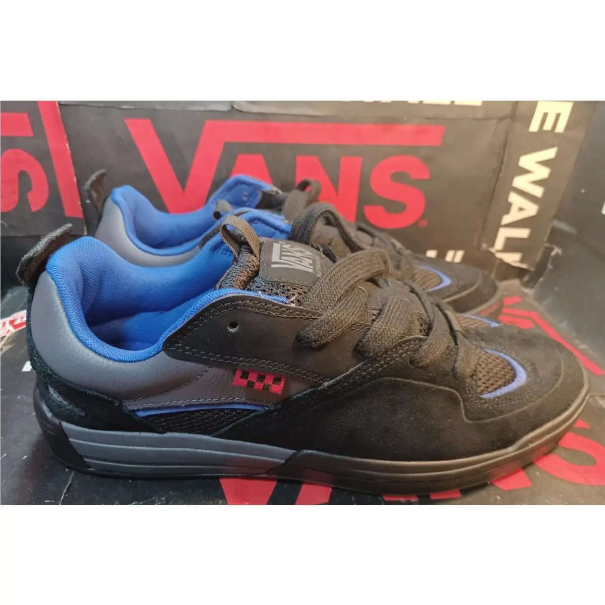 Men`s 11.5 Skate Mixxa Black/grey VN000CUYN42 by Vans