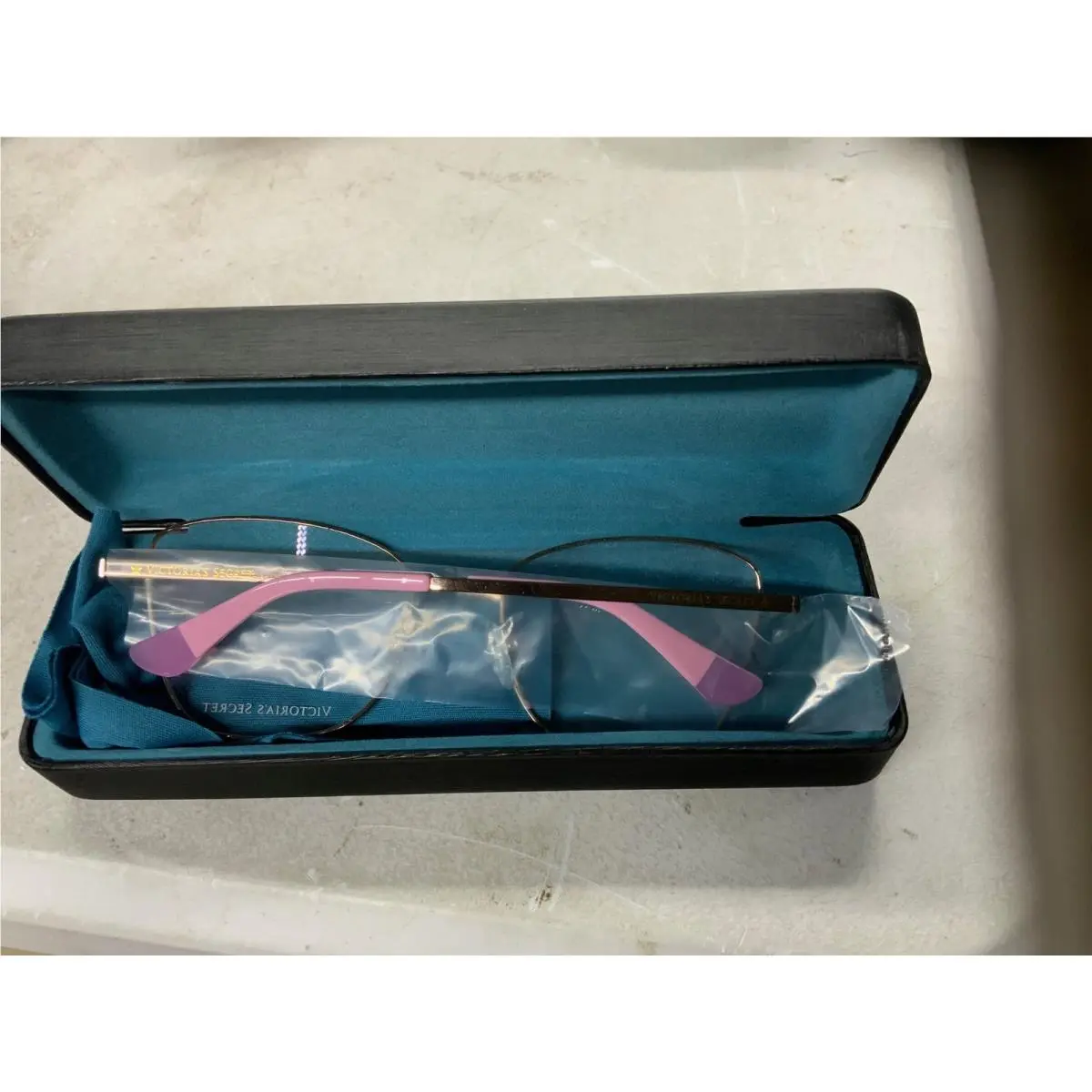 Victoria`s Secret VS5030 028 Gold Metal Optical Eyeglasses Frame 54-19-135 RX