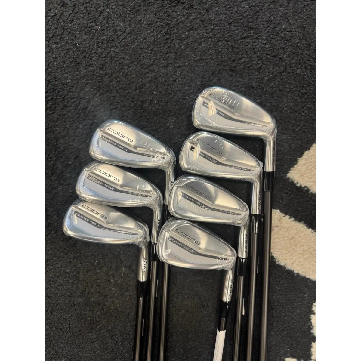Cobra King Forged Tec X ‘23 Iron Set 5-G / Kbs 75 Graphite Regular Flex