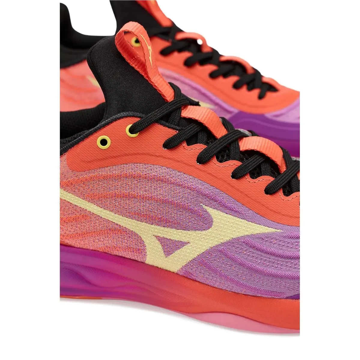 Mizuno shoes - Sunstone/Dahlia 11