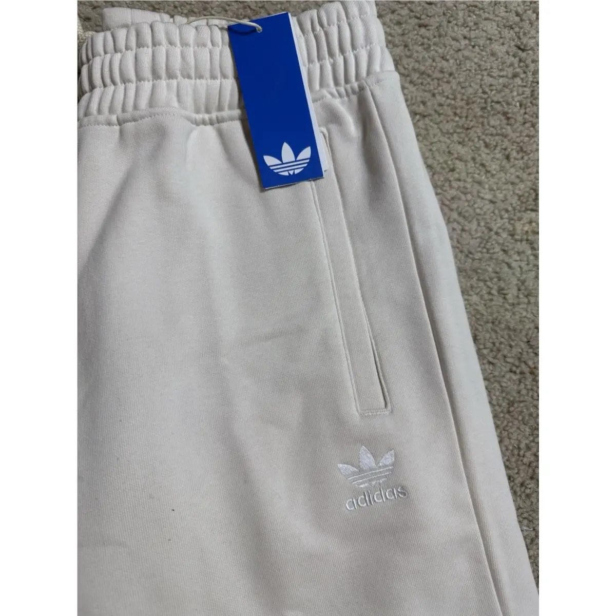 Adidas clothing - Wonder White 7