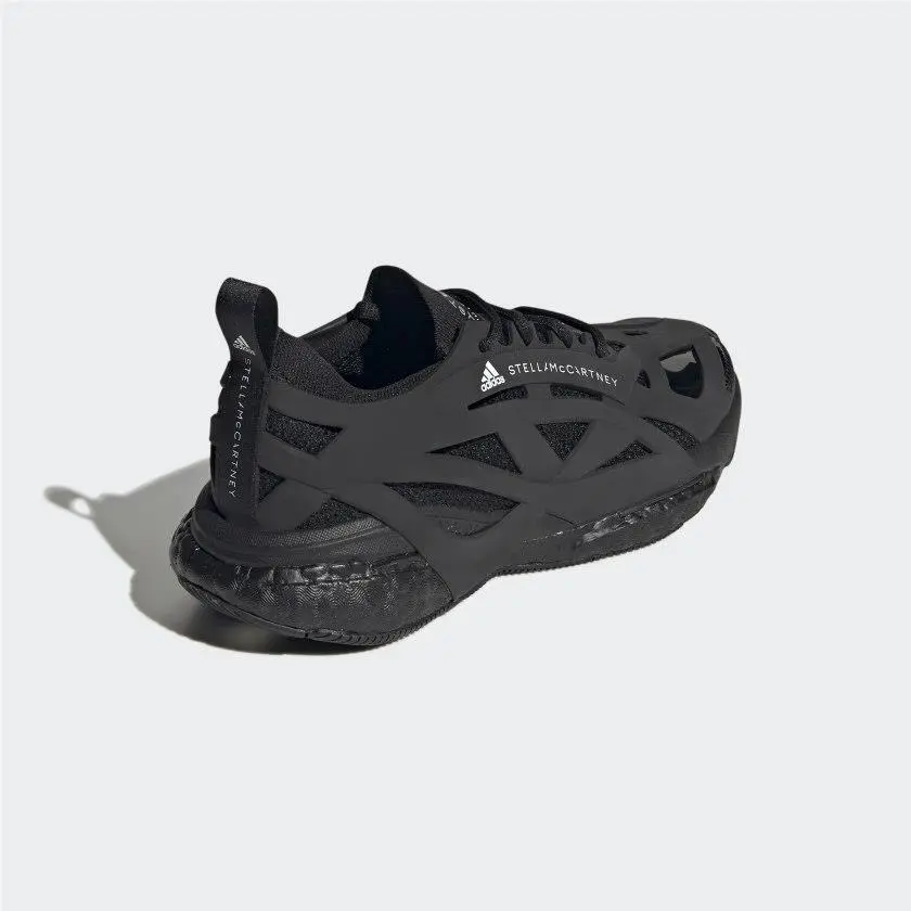 Adidas shoes - Gobi / Core Black / Gobi 10