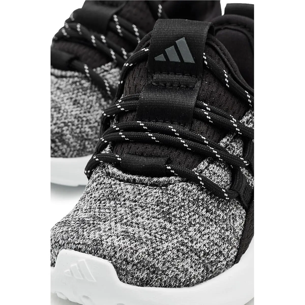 Adidas shoes - Black/Black/White 4