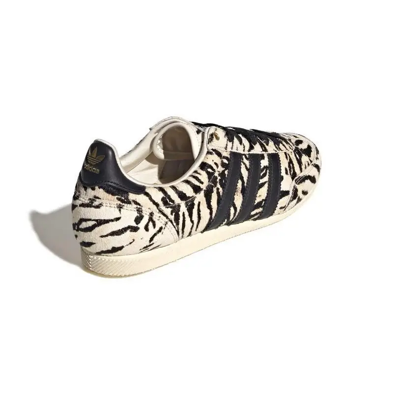 Adidas shoes - adidas Japan - Japan - KI6544 - Off White / Core Black / Zebra print 3