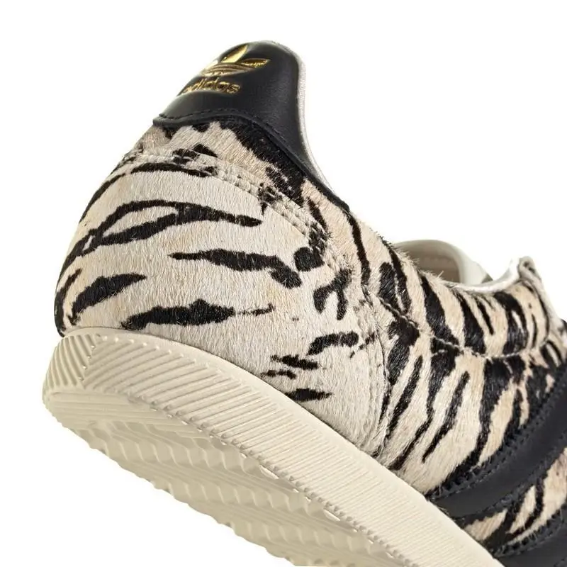 Adidas shoes - adidas Japan - Japan - KI6544 - Off White / Core Black / Zebra print 5
