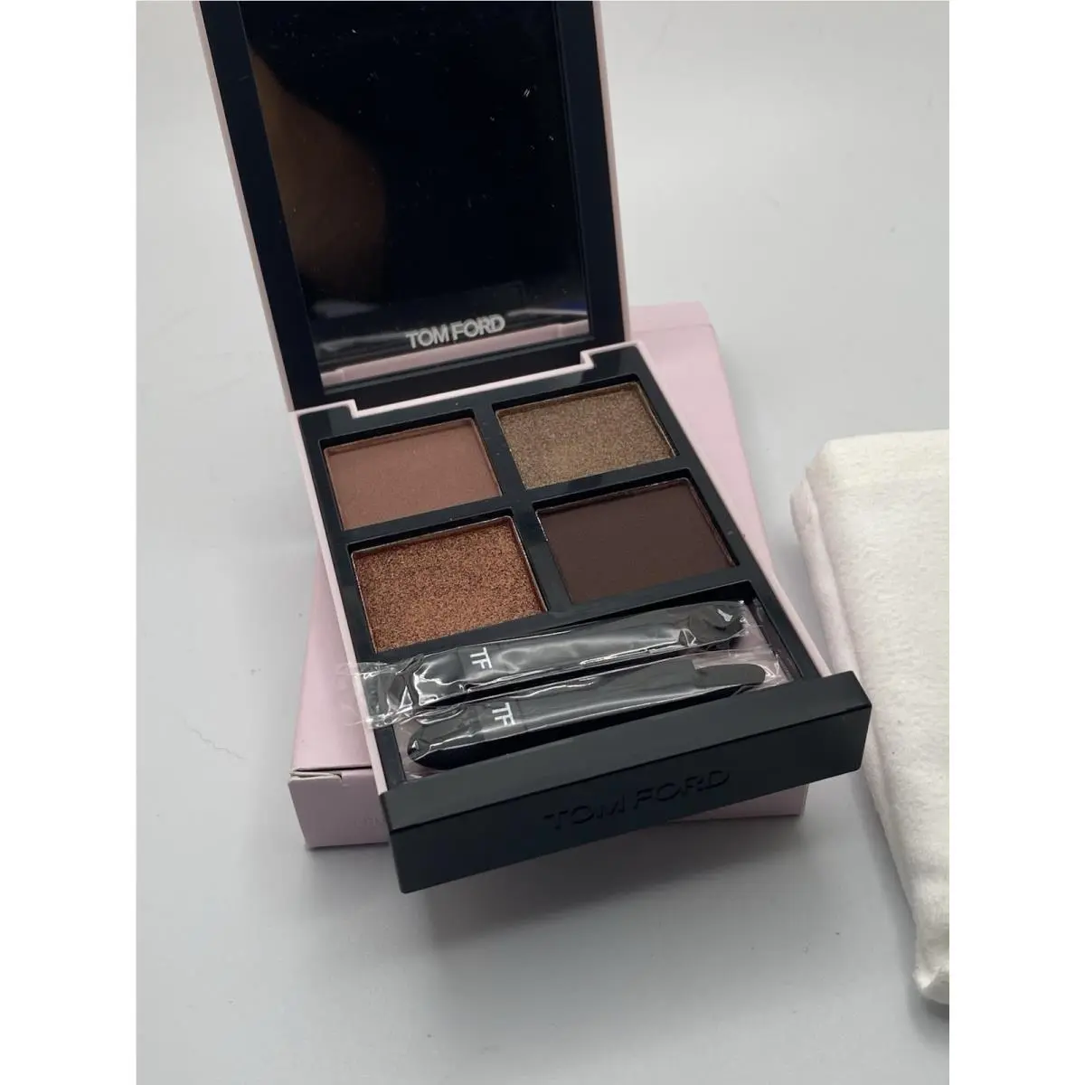 Eye Color Quad - 01 Forbidden Pink Limited Edition ￼ by Tom Ford