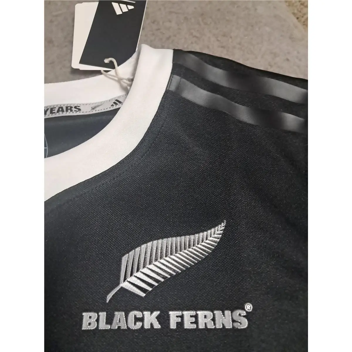 Adidas clothing - Black (UPC: 197610500959) 10