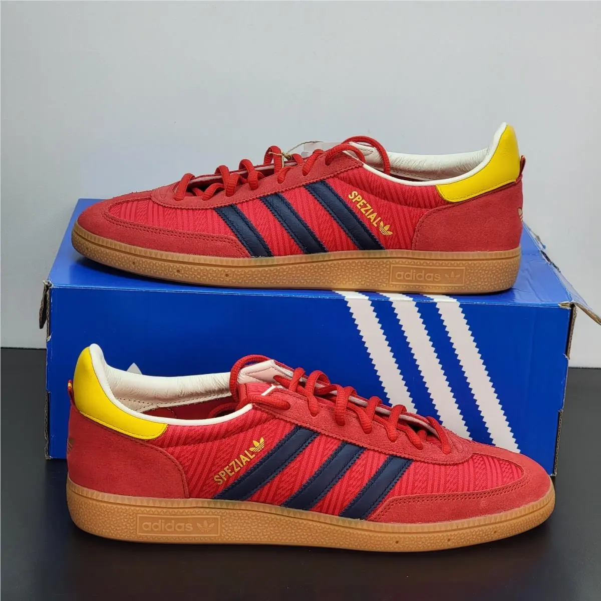Handball Spezial Men`s Size 11 Athletic Shoes Red Footwear Sneakers by Adidas