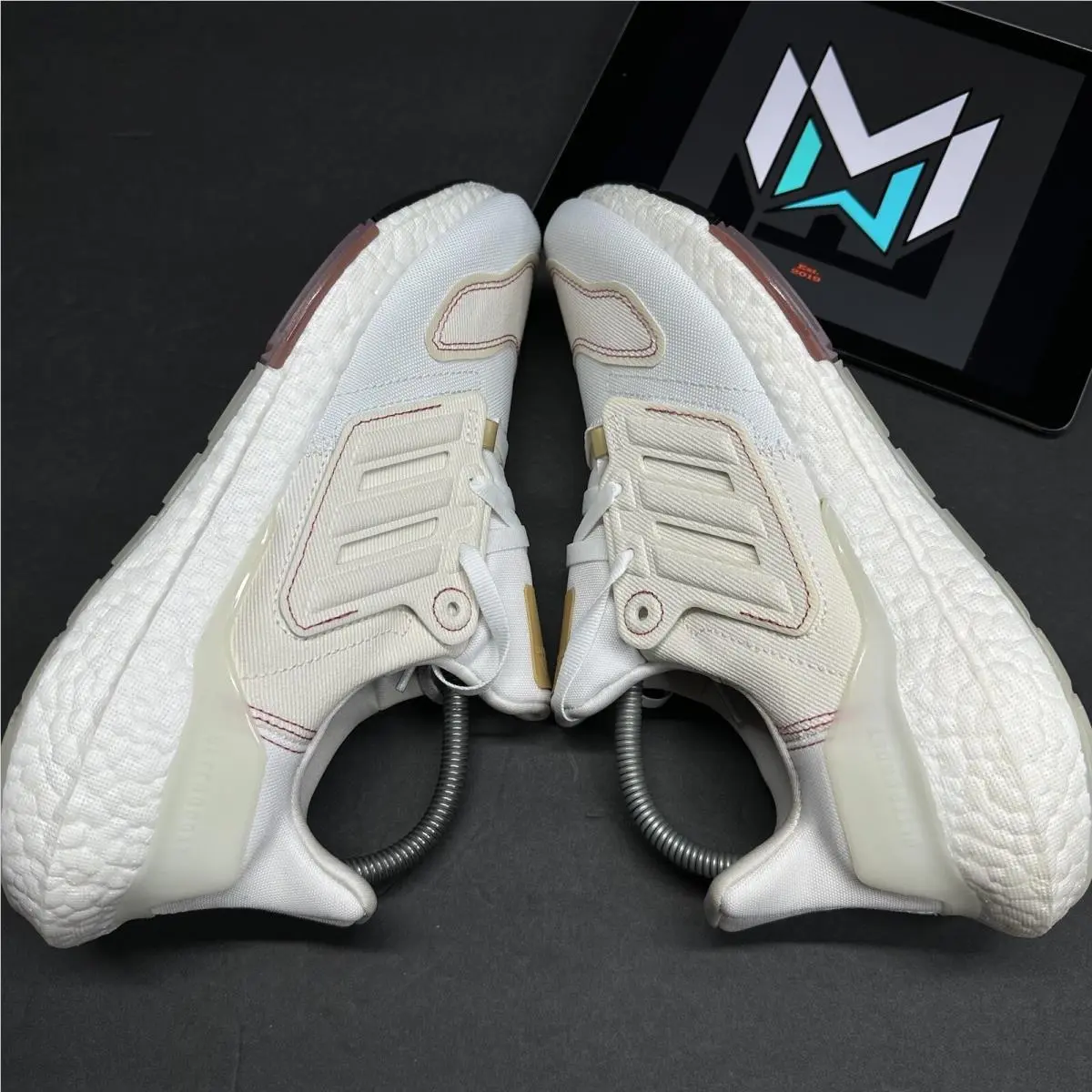 Adidas shoes - White 9