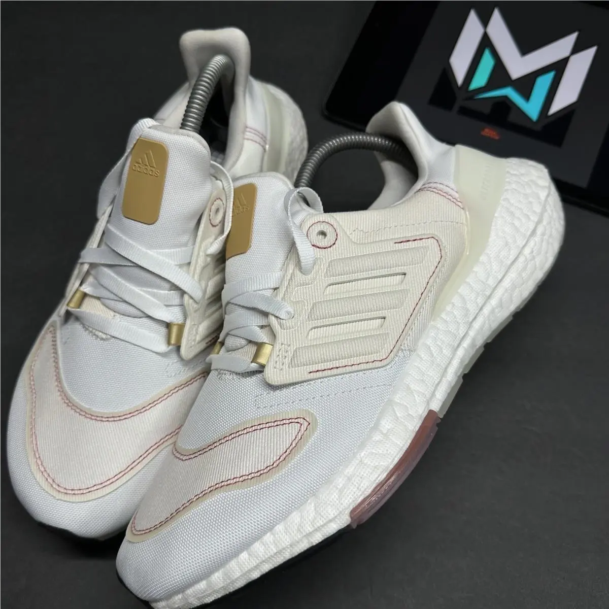 Adidas shoes - White 6