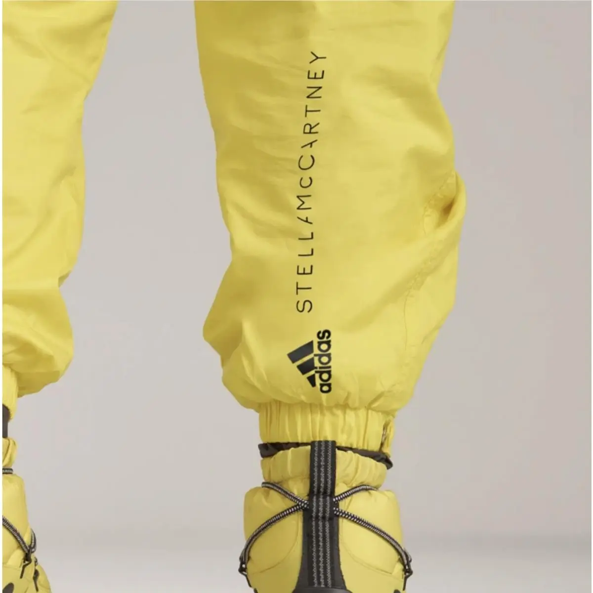 Adidas clothing - Yellow 4