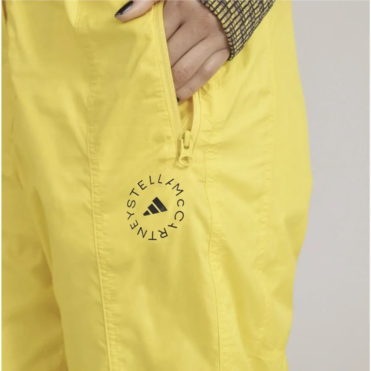Adidas clothing - Yellow 5